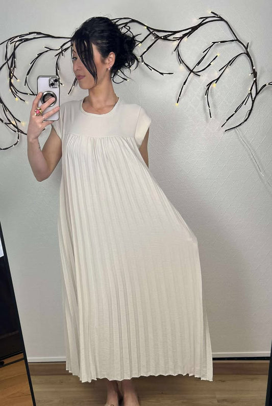 Robe longue plissée