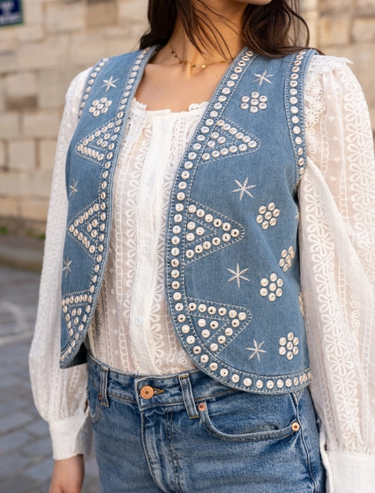 Gilet sans manches avec broderies et strass