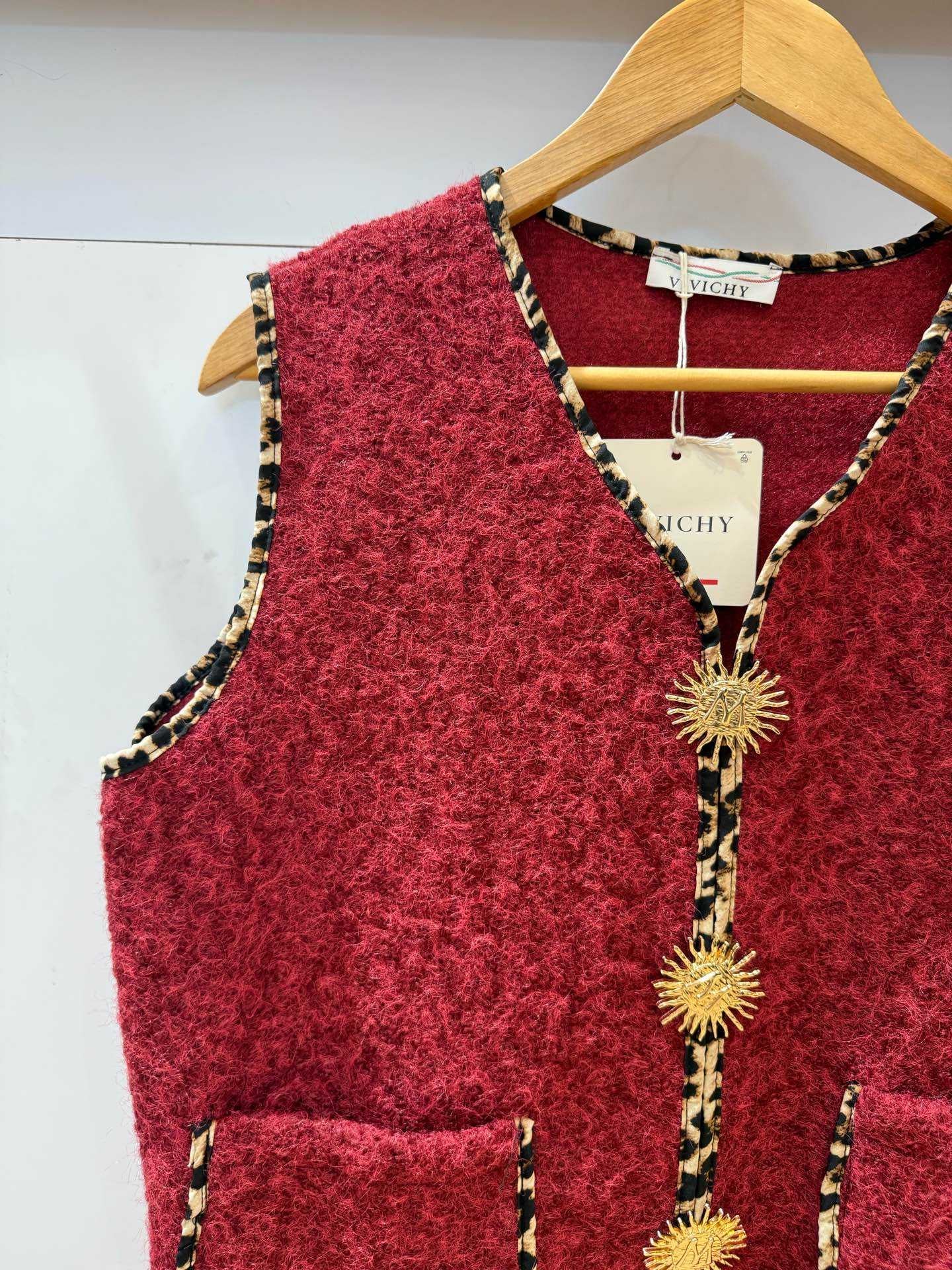 Gilet sans manches. Plusieurs coloris !