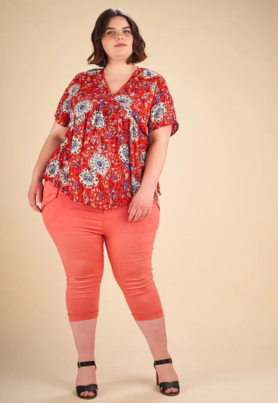 Top imprimé fleuri rouge doré